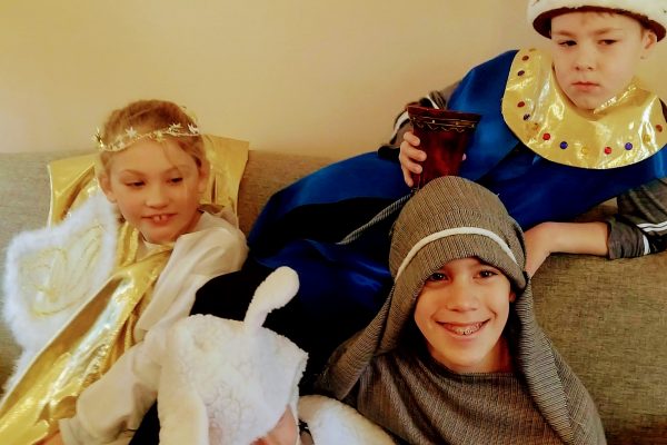 Just chillin’ before show time